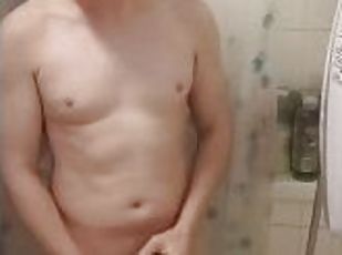 baignade, pisser, amateur, gay, fétiche, douche, solo, minet