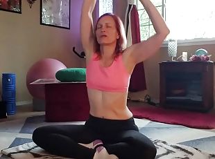 Release your tight shoulders Aurora Willows does yoga for the shoul...