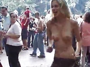 Girls dancing naked in public