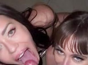 masturbation, orgasm, publik, fitta-pussy, avsugning, cumshot, porrstjärna, avrunkning, trekant, dubbel