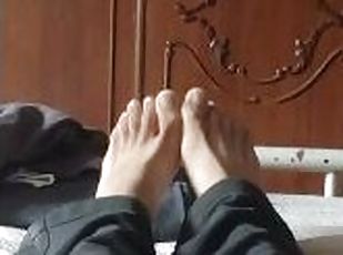 Feet worship my feets are there
