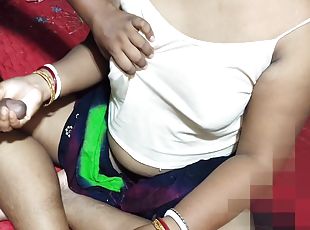 berambut, amatir, handjob-seks-dengan-tangan-wanita-pada-penis-laki-laki, hindu, gemuk