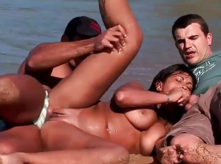 Outstanding anal sex at the beach with a hottie