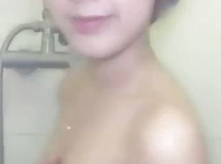 Cam gal Chinese bathing