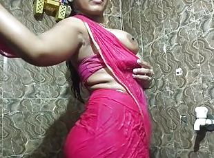 desi bhabhi ne aaj akele hi khud ka garmi mitaya