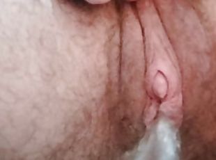 clitoris, karvainen, pissaaminen, pillu-pussy, amatööri, fetissi, soolo