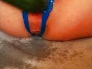 masturbare-masturbation, pisandu-se, pasarica, tasnit, amatori, milf, chilotei, fetish, solo, uda