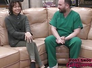 Curly Cutie Brooklyn Rossi Gets 1st EVER Gyno Exam From Doctor Tamp...