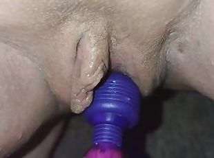 klitoris, orgazmus, čúranie, striekanie-squirt, amatérske, milfka, hračky, mamka, bbw, bacuľaté