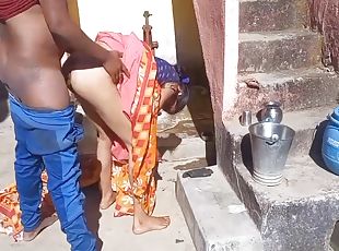 Deshi Village Bhabhi Outdoor Hindi Sex