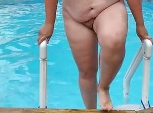 amatérske, milfka, bbw, bazén, sólo