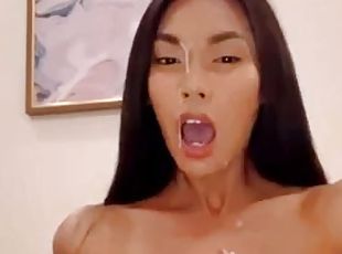 asiatique, gros-nichons, masturbation, transsexuelle, ejaculation-sur-le-corps, japonais, compilation, ladyboy, thaï, ejaculation