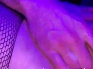 Female Orgasm at CAM4 Show Party - Sexy Milf masturbating wet pussy...