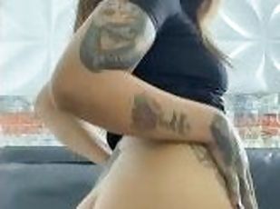 fisting, masturbation, anal, jouet, latina, gode, trou-du-cul, tatouage