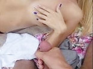 masturbation, public, amateur, fellation, ejaculation-sur-le-corps, ados, branlette, plage, petite-amie, ejaculation