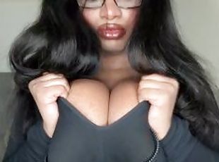 lielās-krūtis, brilles, milzīgs, amatieris, melns-ebony, spēļmanta, bbw, griboša, dildo, bumbulīši