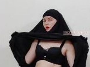 Real Hot Stepmother in black Hijab Niqab and Gloves teases and sedu...