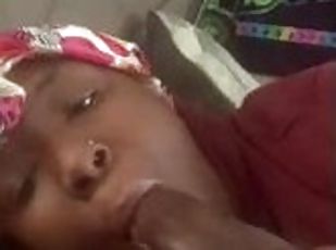Ebony slut loves to put dick in her mouth