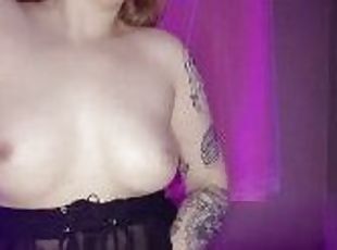 orgasme, amateur, mature, ejaculation-interne, point-de-vue, blonde, fantaisie, chevauchement, goth, tatouage