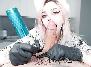 Hot blowjob during a home tattoo. Both painful and pleasurable - pi...