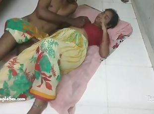 hot telugu aunty hardcore amateur sex on the floor with her horny h...