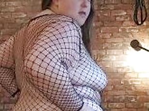 FatBabe feeling herself in fishnet