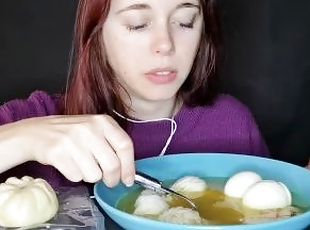 asmr mukbang feederism soupe chinoise