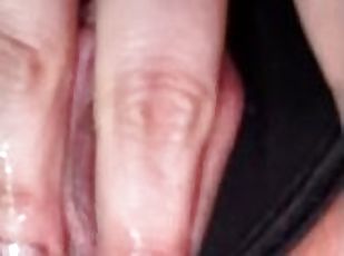 cul, gros-nichons, masturbation, mamelons, chatte-pussy, amateur, doigtage, pieds, baisers, blonde