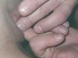 استمناء, هزة-الجماع, كس-pussy, كبيرة-في-العمر, تدليك, بالإصبع, صنم, سمراء