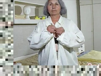 Бабуся